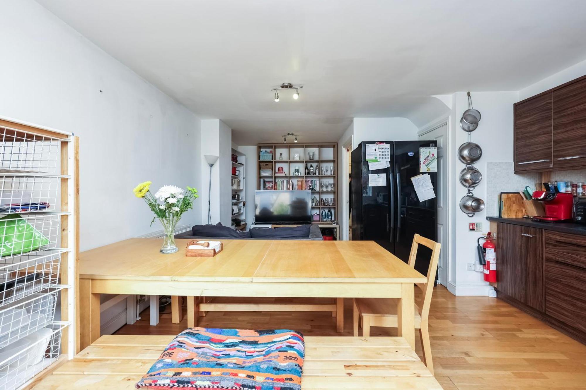 Vibrant Clapham Double Bedroom Лондон Екстер'єр фото