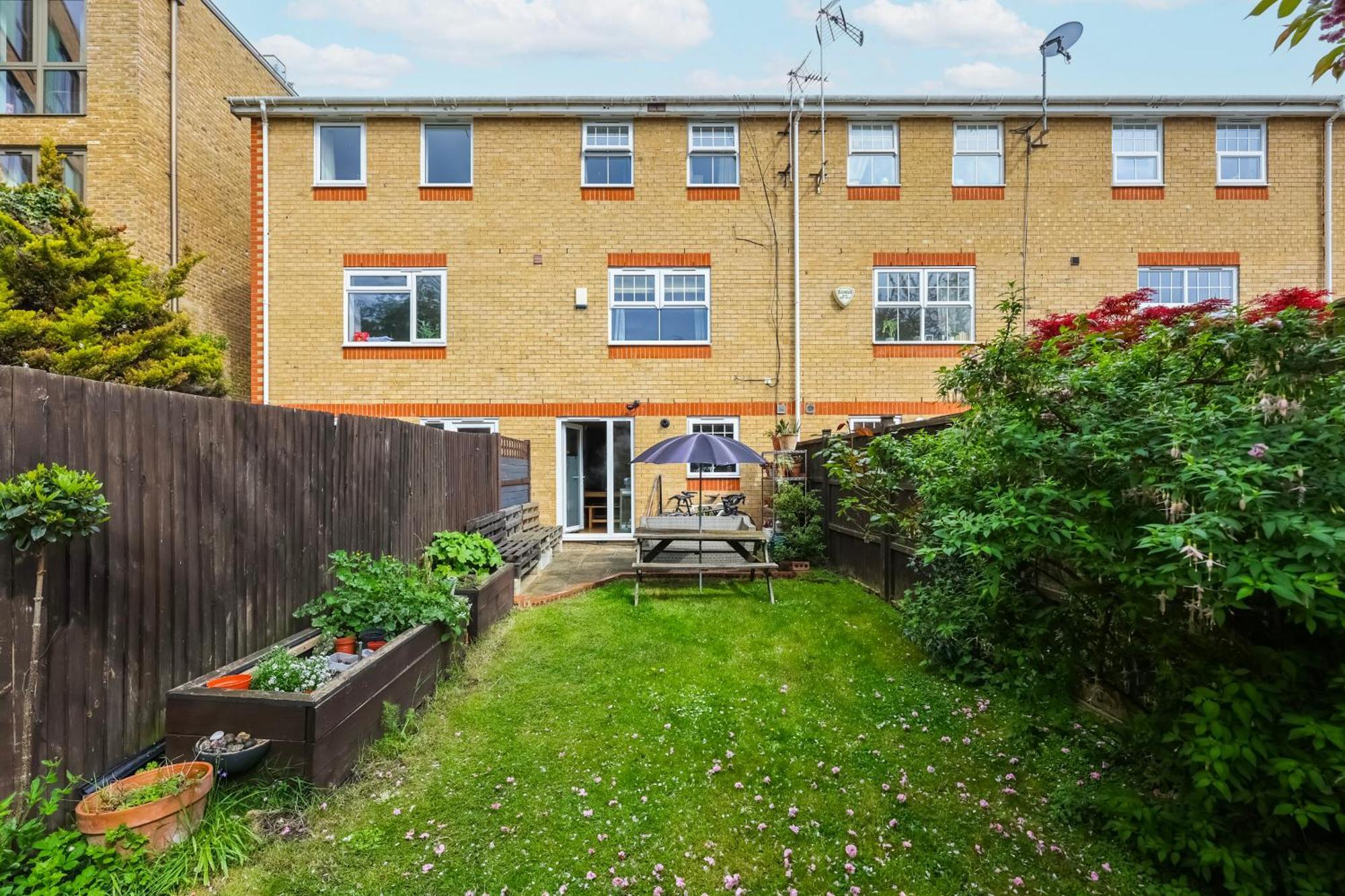 Vibrant Clapham Double Bedroom Лондон Екстер'єр фото